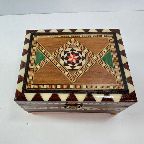Vintage Small Inlay Wood Geometric Trinket Music Box - Picture 3 of 8